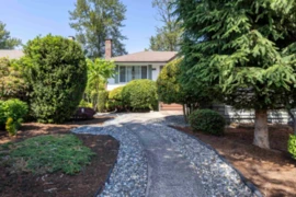 6119 Service Street, Burnaby, BC