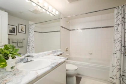 Basement Recreation Room Photo of 211 8460 Jellicoe Street, Vancouver, BC