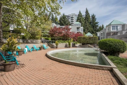 Front Yard Photo of 211 8460 Jellicoe Street, Vancouver, BC