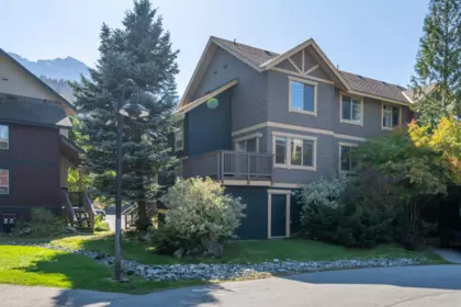 Backyard Photo of 2 1449 Vine Road, Pemberton, BC