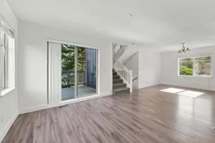 Breakfast Nook Photo of 2 1449 Vine Road, Pemberton, BC