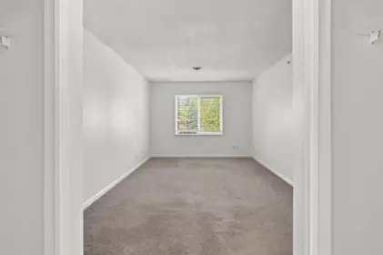 Laundry Room Photo of 2 1449 Vine Road, Pemberton, BC