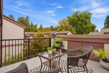 Garden / Landscaping Photo of 102E 3655 Shaughnessy Street, Port Coquitlam, BC