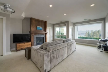 Hot Tub / Spa Photo of 1208 St Andrews Road, Gibsons, BC