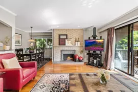 207 1750 W 10th Avenue, Vancouver, BC