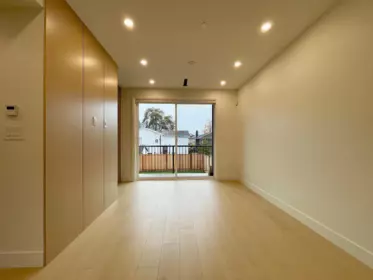 162 E 43rd Avenue, Vancouver, BC, Vancouver — Single Family Residence for sale