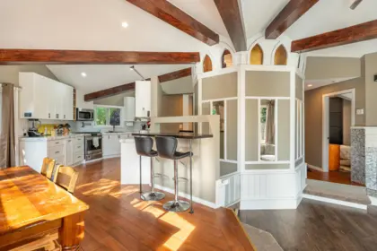 8042 Dogwood Drive, Halfmoon Bay, BC, Halfmoon Bay — Single Family Residence for sale