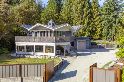 8042 Dogwood Drive, Halfmoon Bay, BC, Halfmoon Bay — Single Family Residence for sale