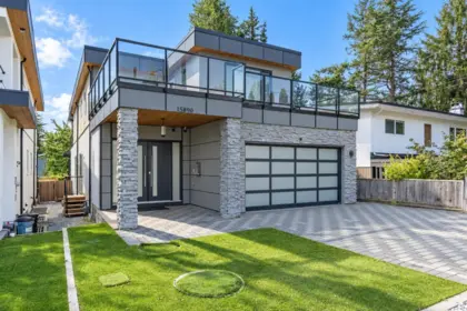 15890 Russell Avenue, White Rock, BC, White Rock — Single Family Residence for sale