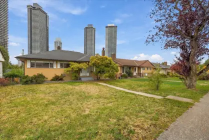4656 Brentlawn Drive, Burnaby, BC, Burnaby — Single Family Residence for sale