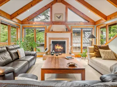 2733 Millars Pond Crescent, Whistler, BC, Whistler — Single Family Residence for sale