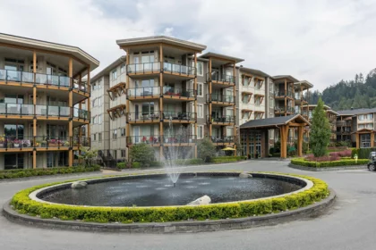 305 45750 Keith Wilson Road, Chilliwack, BC, Chilliwack — Apartment/Condo for sale