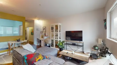 211 37841 Cleveland Avenue, Squamish, BC, Squamish — Apartment/Condo for sale