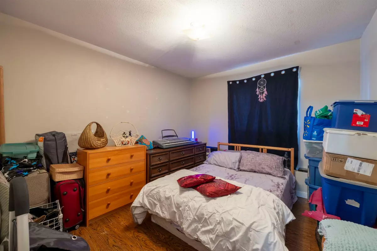 Basement Recreation Room Photo of 14446 Bedford Drive, Surrey, BC