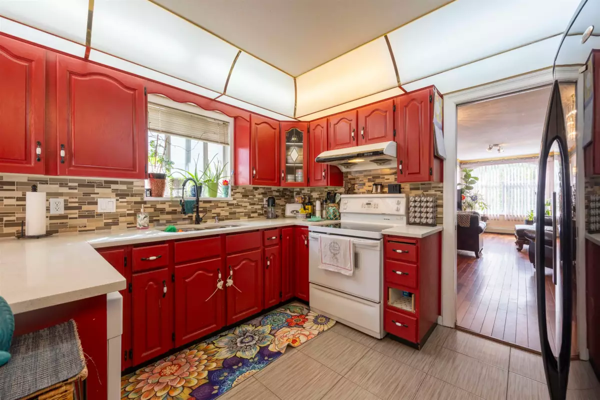 Bedroom 3 Photo of 14446 Bedford Drive, Surrey, BC