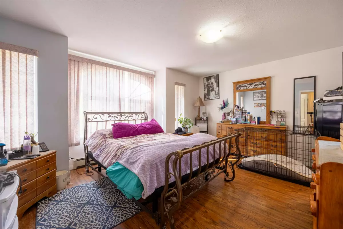 Hallway Photo of 14446 Bedford Drive, Surrey, BC