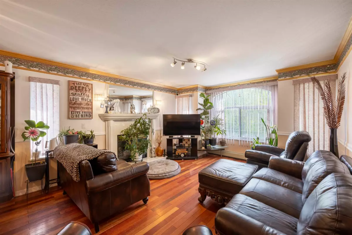 Pantry Photo of 14446 Bedford Drive, Surrey, BC