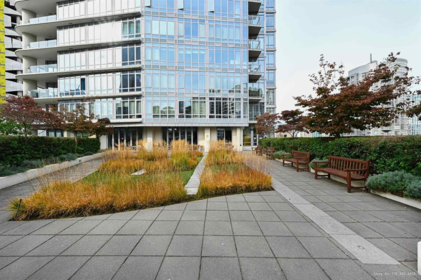 Outdoor Patio Photo of 4001 1028 Barclay Street, Vancouver, BC