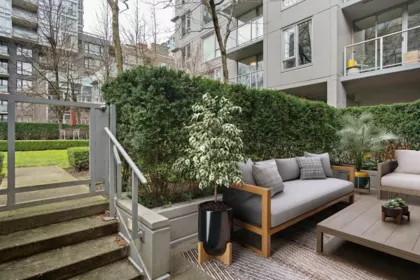 TH3 1001 Richards Street, Vancouver, BC, Vancouver — Townhouse for sale