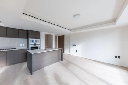 1006 1408 Robson Street, Vancouver, BC, Vancouver — Apartment/Condo for sale