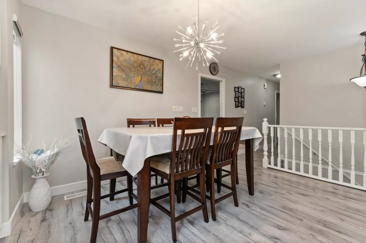 Bedroom 4 Photo of 32110 Rogers Avenue, Abbotsford, BC