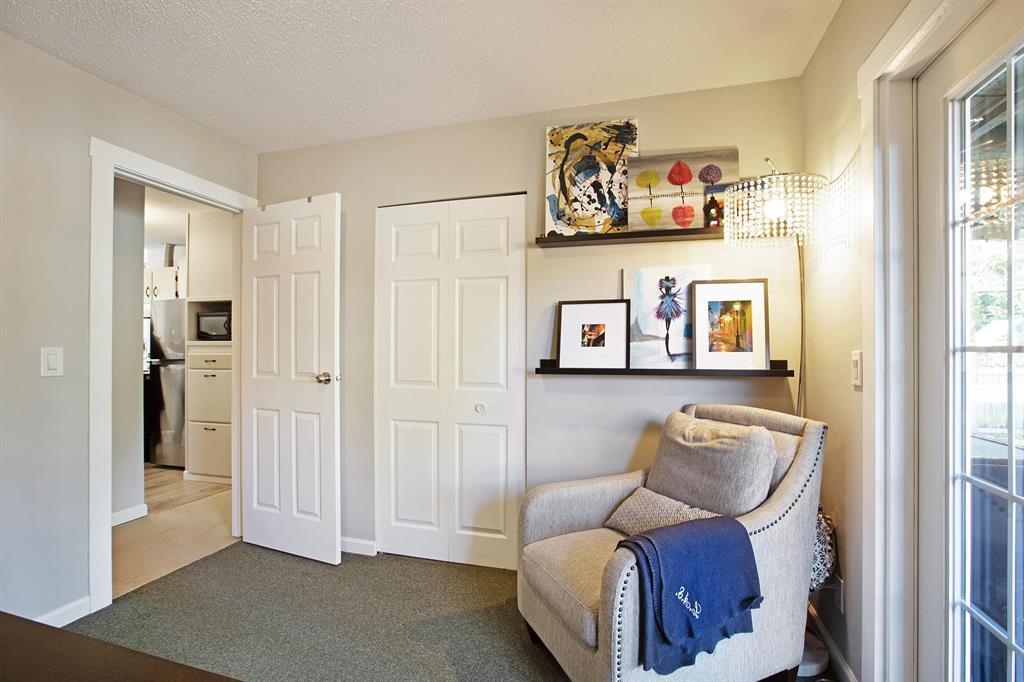 Family Room Photo of 4480 203 Street, Langley, BC