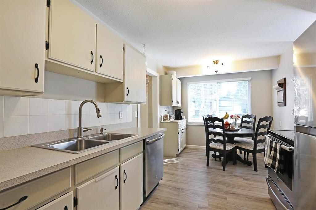 Garage Interior Photo of 4480 203 Street, Langley, BC