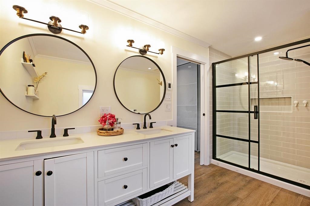 Hallway Photo of 4480 203 Street, Langley, BC