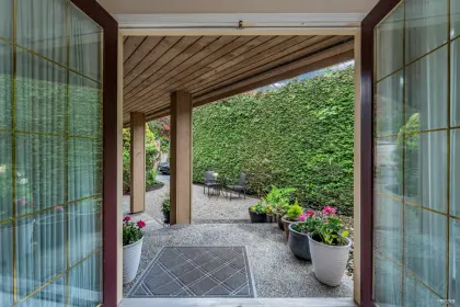 1675 Lawson Avenue, West Vancouver, BC, West Vancouver — Single Family Residence for sale