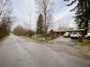 18507 28th Avenue, Surrey, BC, Serpentine — 6 bed single family residence for sale