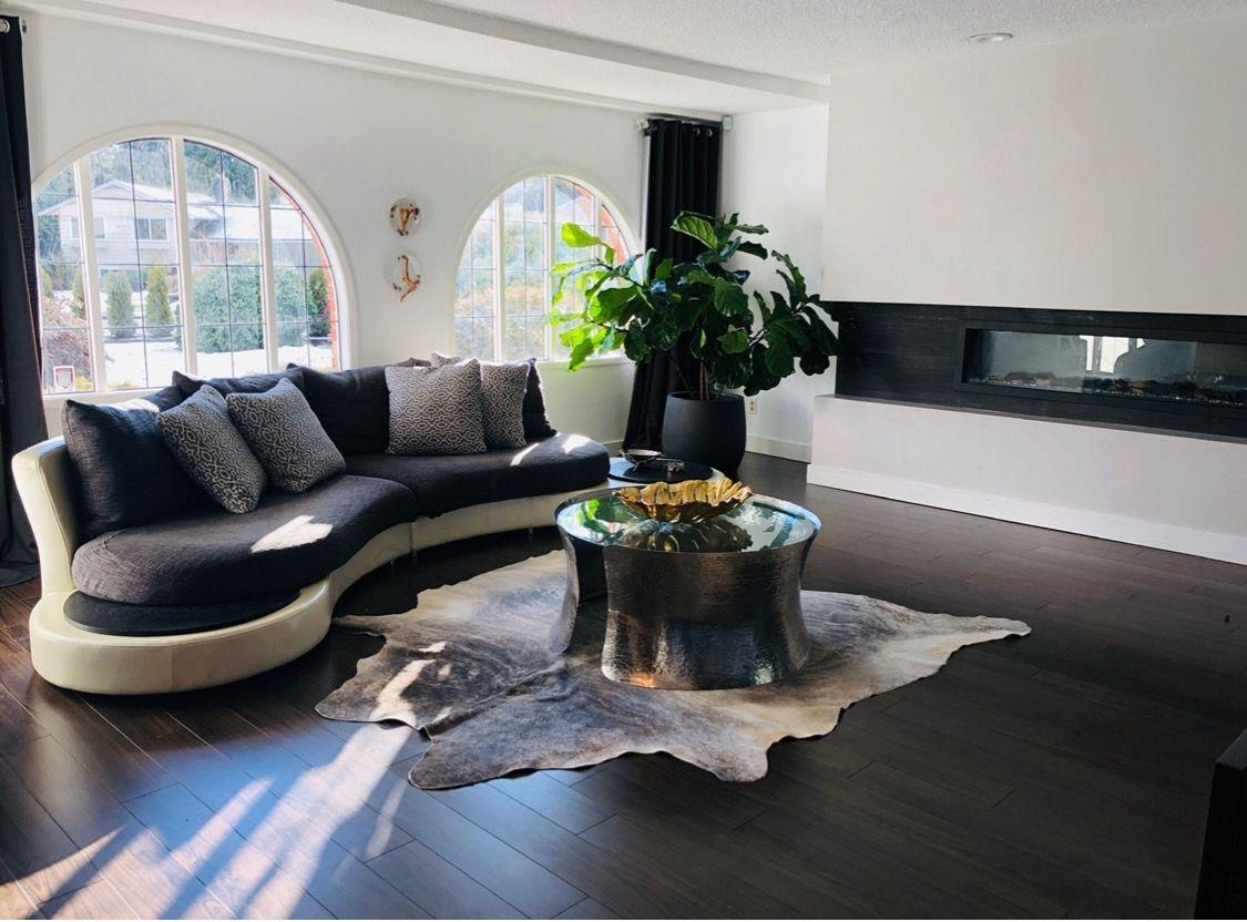 Living Room Photo of 695 Burley Drive, West Vancouver, BC