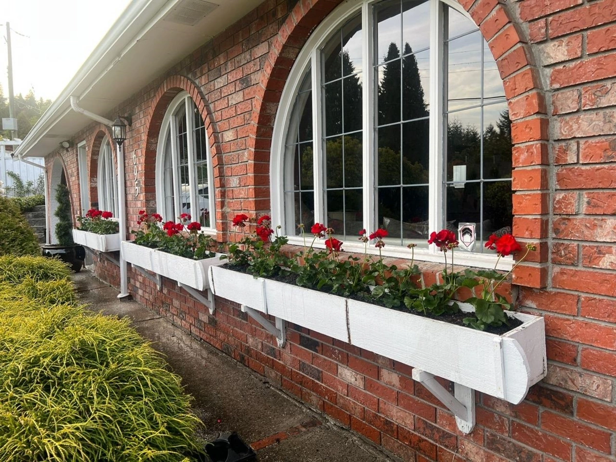 Powder Room Photo of 695 Burley Drive, West Vancouver, BC