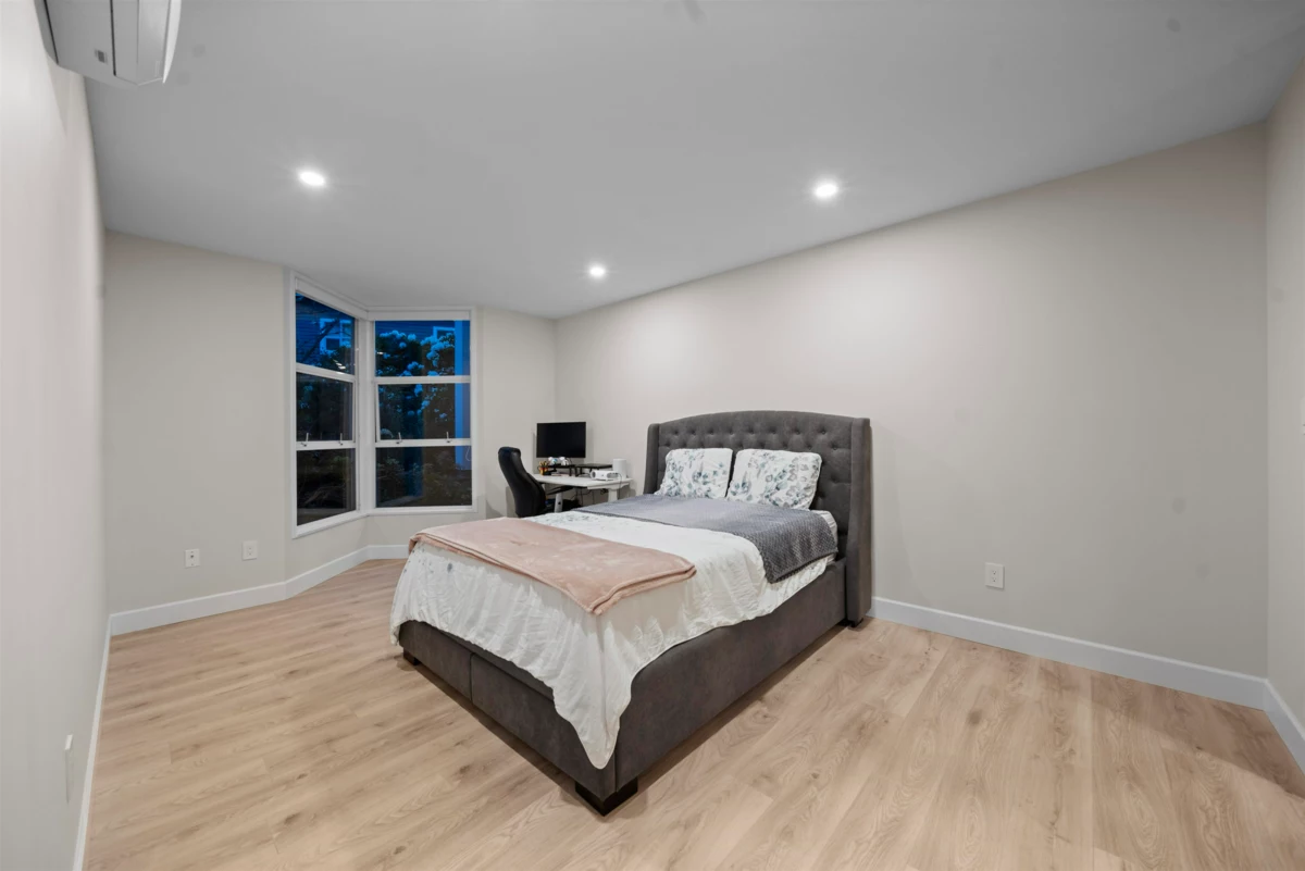 Outdoor Patio Photo of 103 3399 Capilano Crescent, North Vancouver, BC