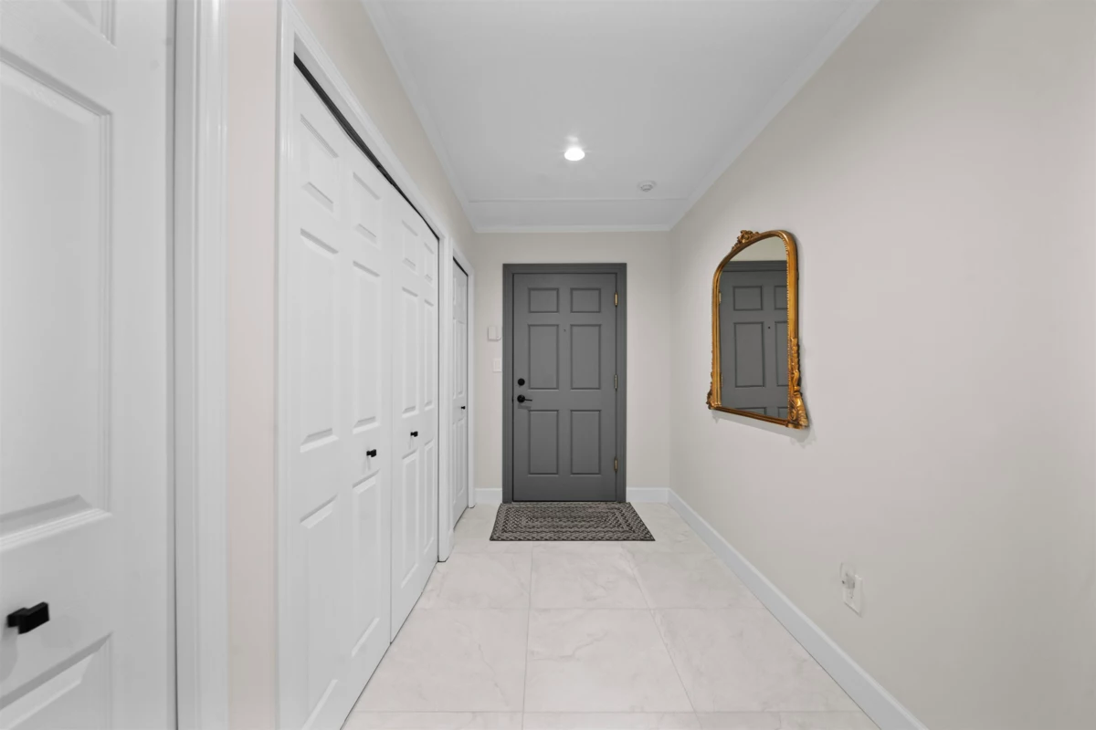 Primary Bathroom Photo of 103 3399 Capilano Crescent, North Vancouver, BC