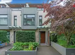 6098 Oak Street, Vancouver, BC