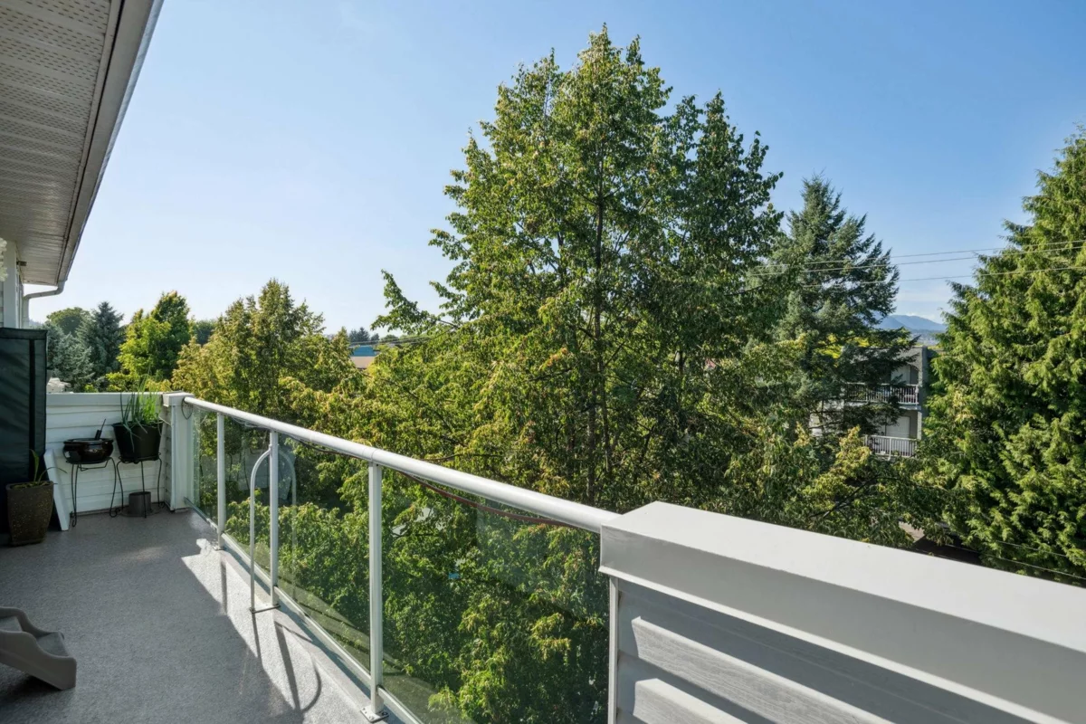 Loft / Bonus Room Photo of 402 2983 Cambridge Street, Port Coquitlam, BC