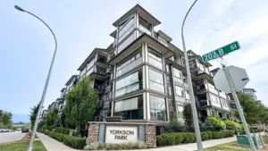 407 8526 202b Street, Langley, BC