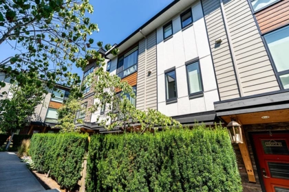 204 16488 64 Avenue, Surrey, BC, Surrey — Townhouse for sale