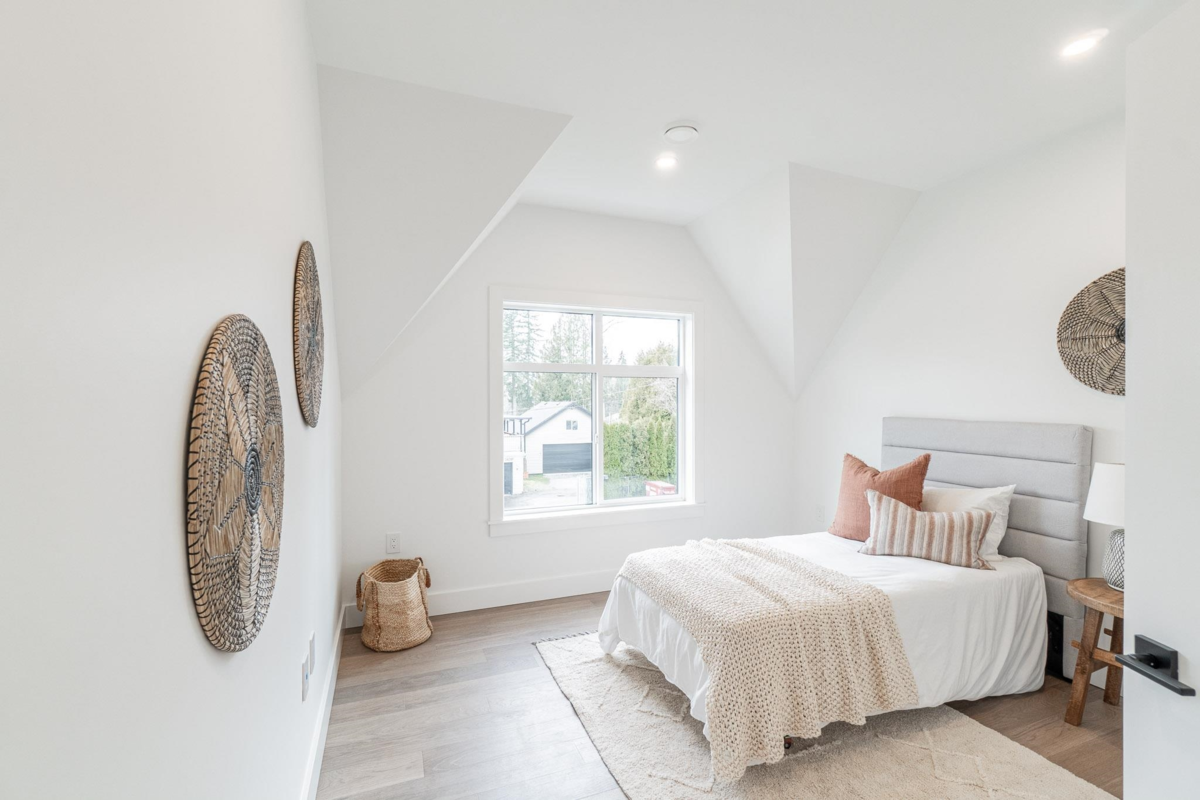 Garden / Landscaping Photo of 12018 261 Street, Maple Ridge, BC