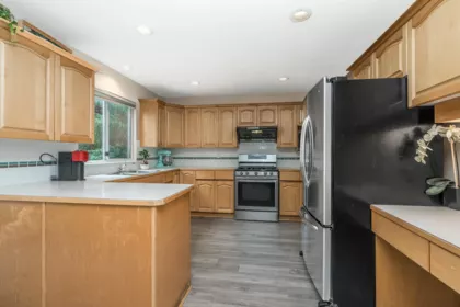 Basement Recreation Room Photo of 17163 102 Avenue, Surrey, BC