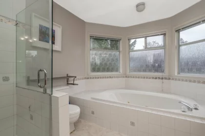 Swimming Pool Photo of 17163 102 Avenue, Surrey, BC