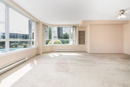202 3190 Gladwin Road, Abbotsford, BC, Abbotsford — Apartment/Condo for sale