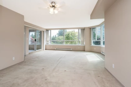 202 3190 Gladwin Road, Abbotsford, BC, Abbotsford — Apartment/Condo for sale