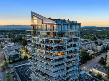 2205 1588 Johnston Road, White Rock, BC, White Rock — Apartment/Condo for sale