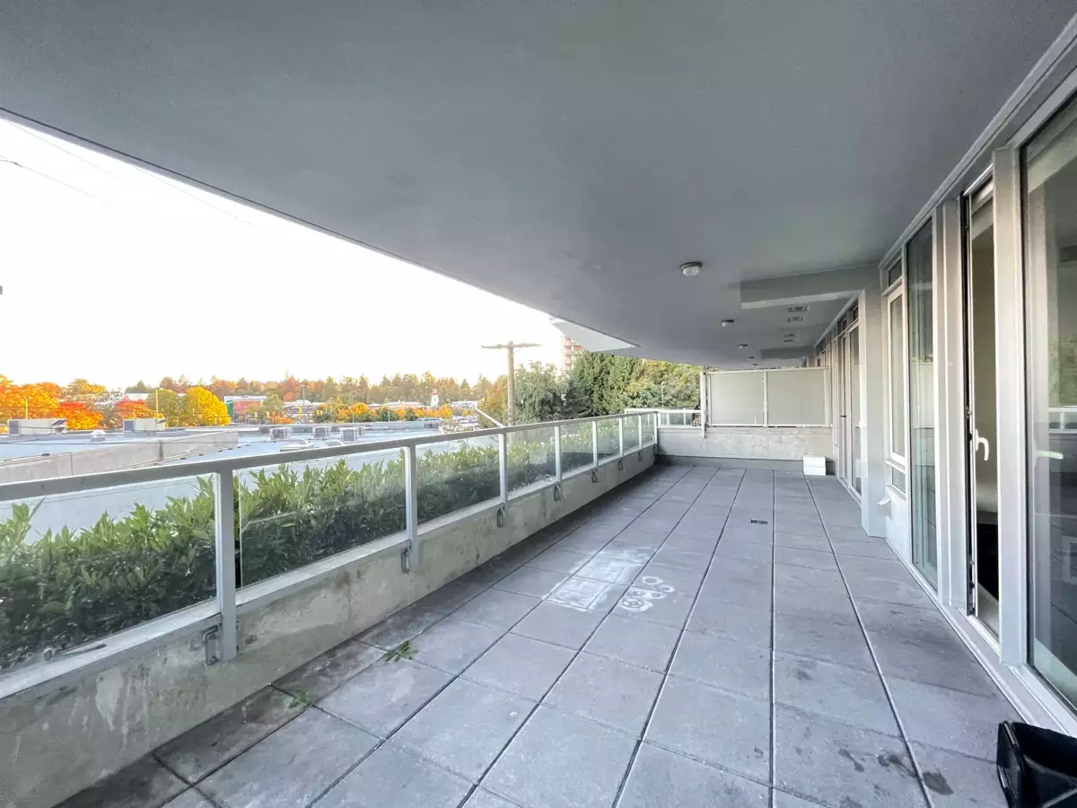 Bedroom 4 Photo of 100 888 Arthur Erickson Place, West Vancouver, BC