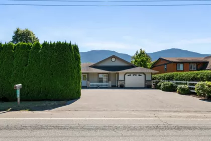 50584 Yale Road, Rosedale, BC, Rosedale — Single Family Residence for sale