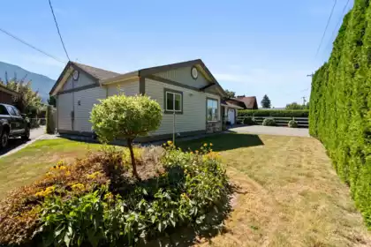 50584 Yale Road, Rosedale, BC, Rosedale — Single Family Residence for sale