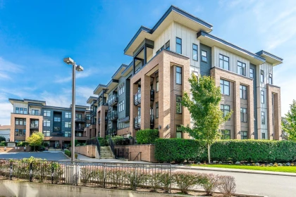 206 20068 Fraser Highway, Langley, BC, Langley — Apartment/Condo for sale