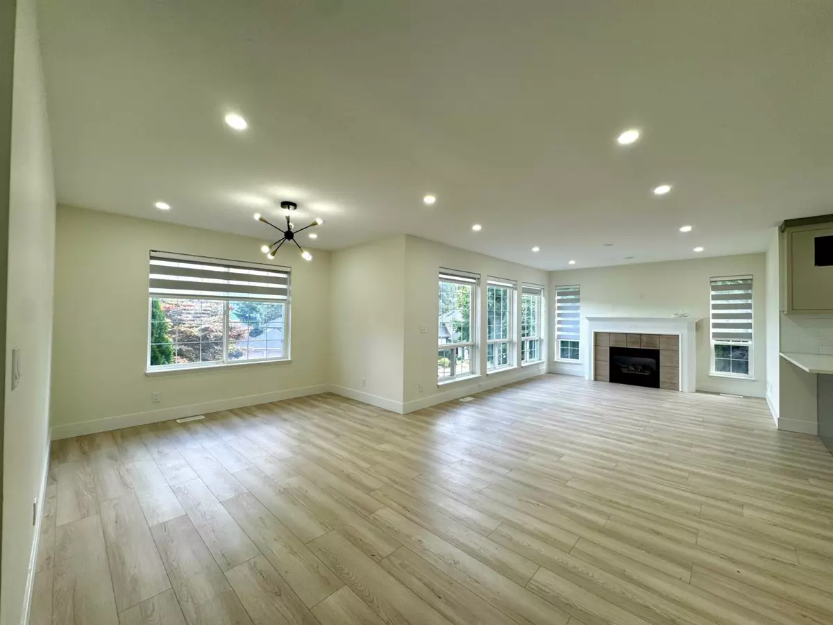 Family Room Photo of 35921 Stoneridge Place, Abbotsford, BC