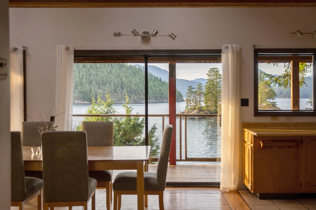 Bedroom 4 Photo of 1558 Mount Gardner Road, Bowen Island, BC